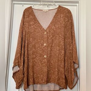 ODDI Bat Wing Top, NWOT.